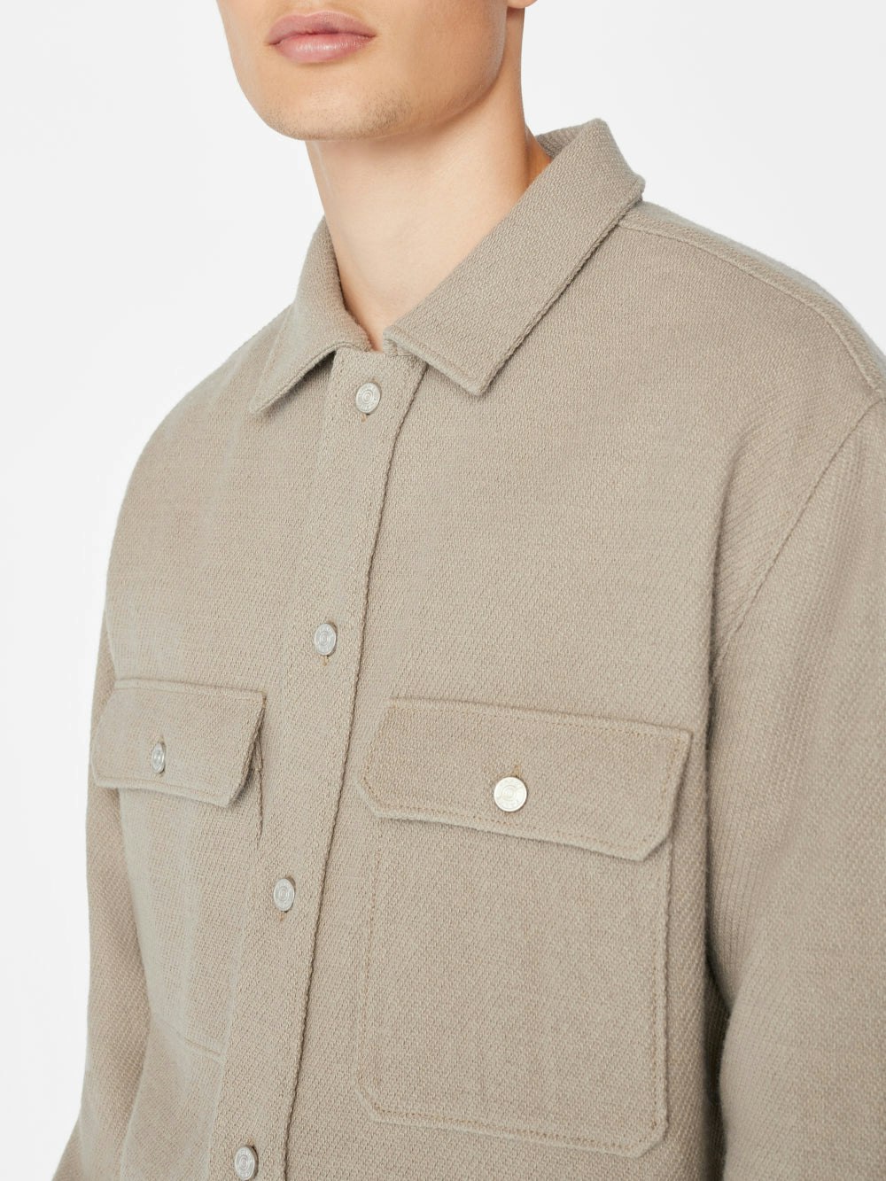 shirt buttoned view alt:size
